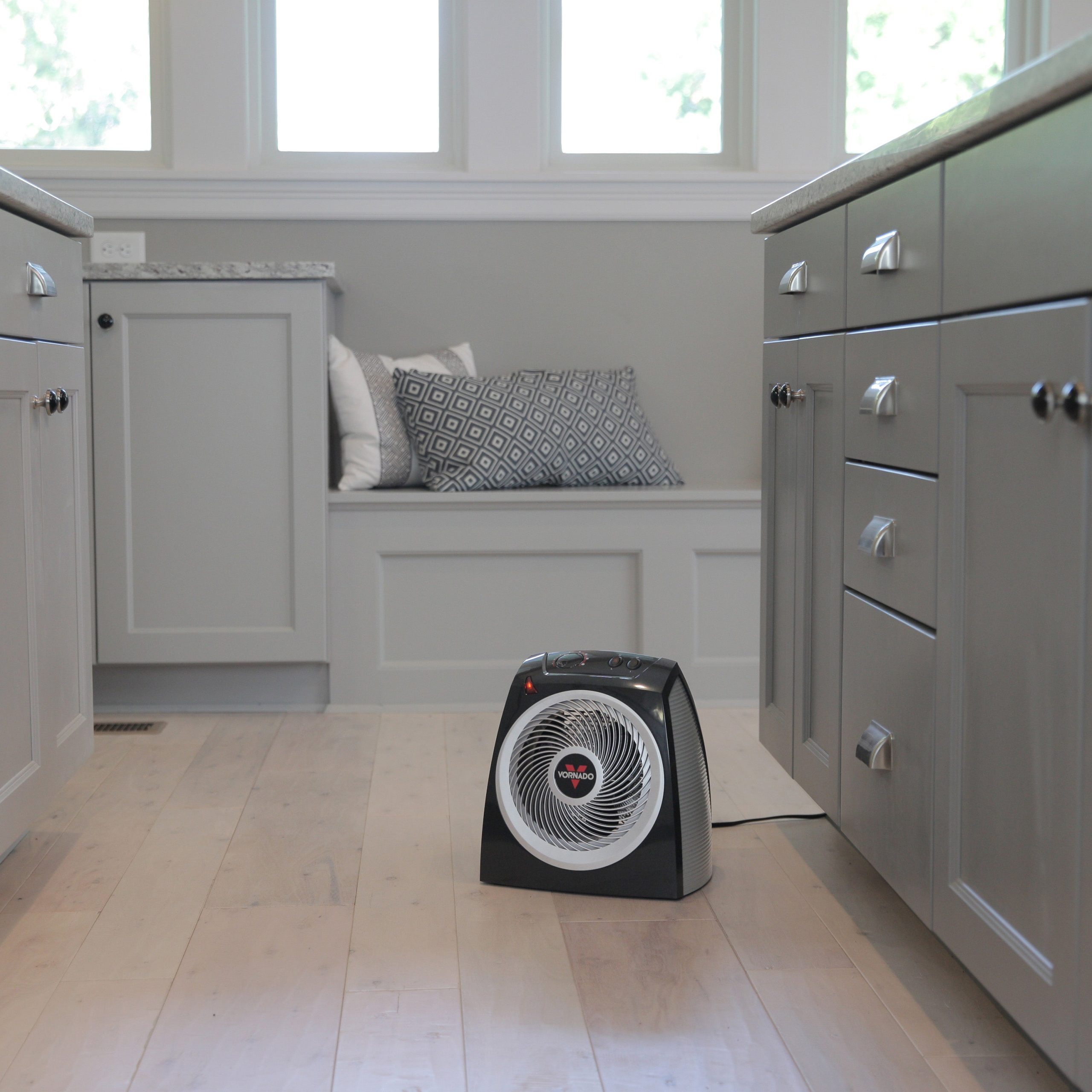 VH10 Whole Room Heater (2025) - Image 2